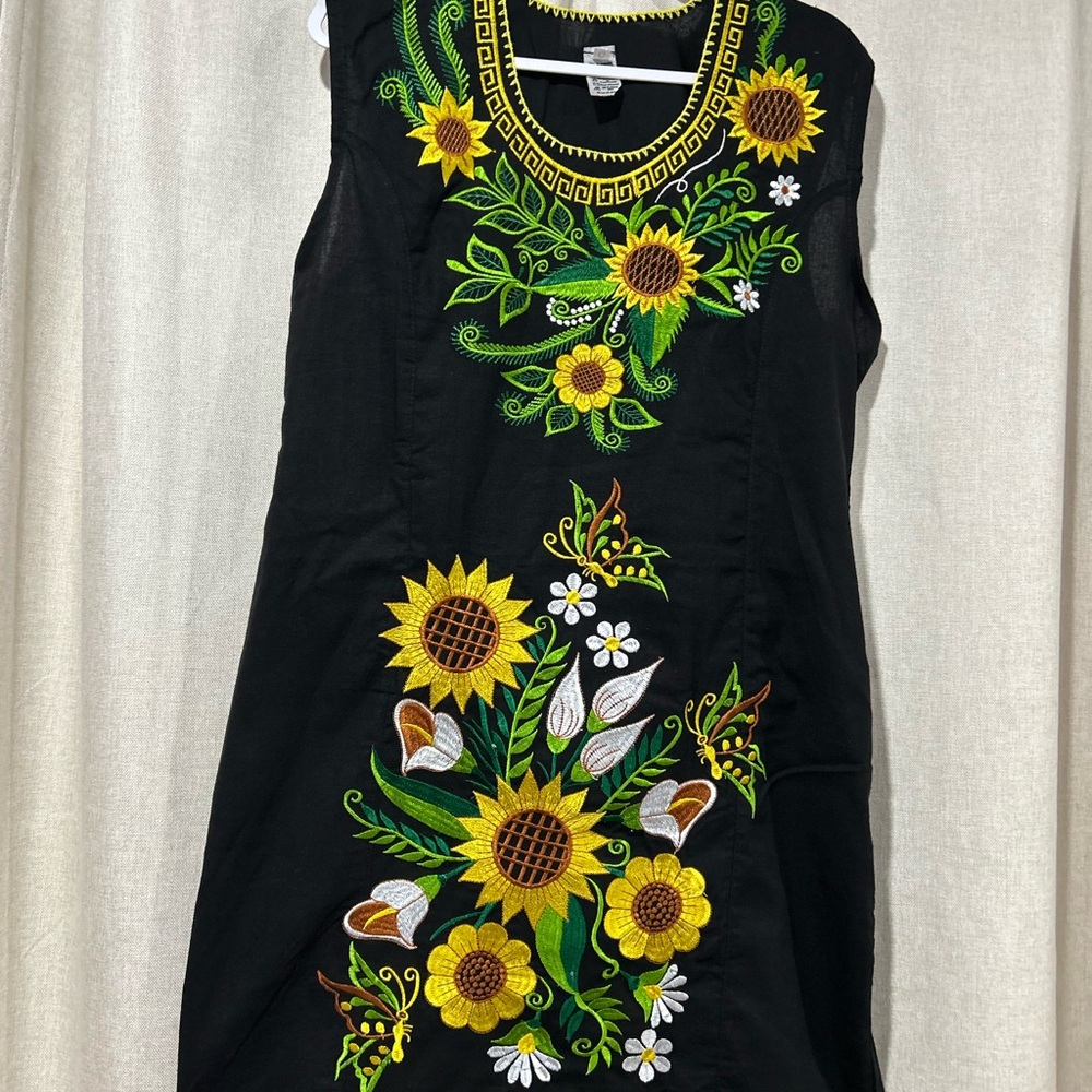MEXICANA Black Dress with Vibrant Floral Embroidery